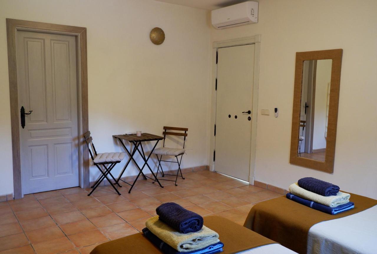 Vegan Guesthouse Finca Pereila Coín Екстериор снимка